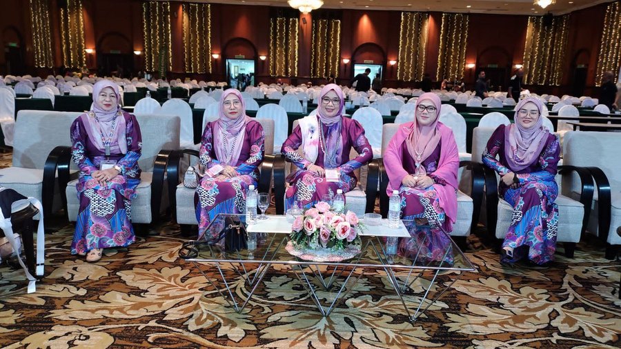 Program koperasi bersama anggota