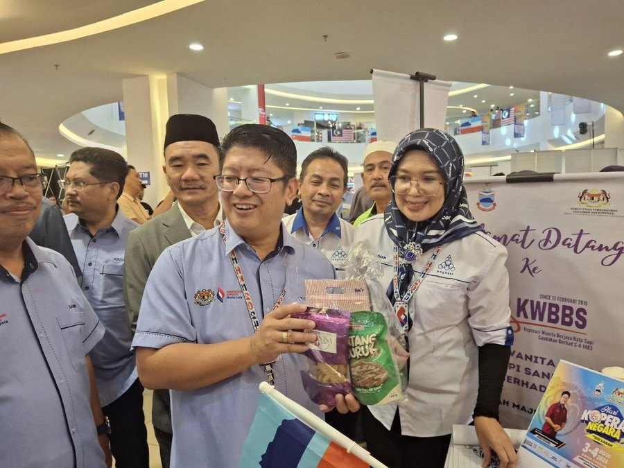 Booth produk di pameran