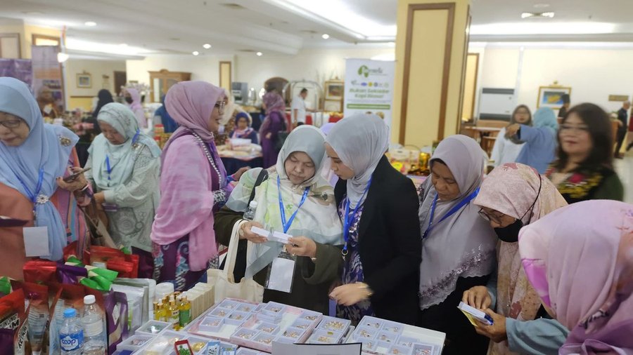 Pameran jualan koperasi