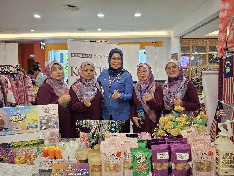 Booth produk KONISA di program pameran koperasi